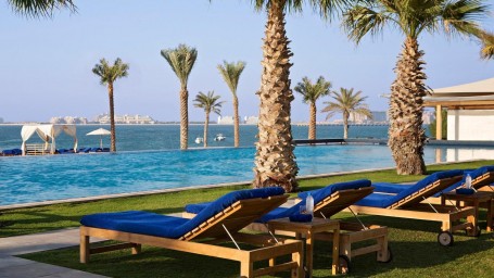 Ремонт территории отеля Double Tree by Hilton Dubai - Jumeirah Beach